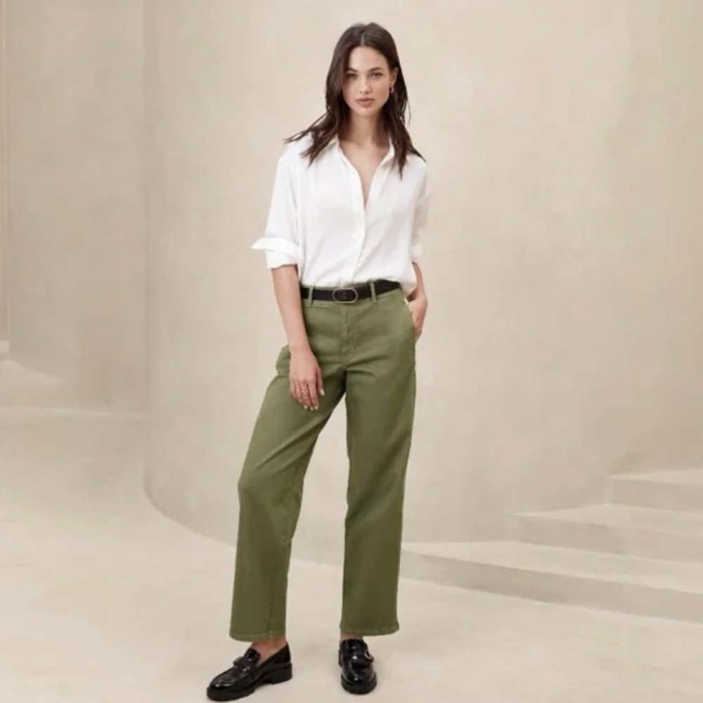 NWT Banana Republic High Rise Straight Jean